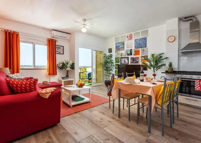 Beauty & Cozy Apartment
